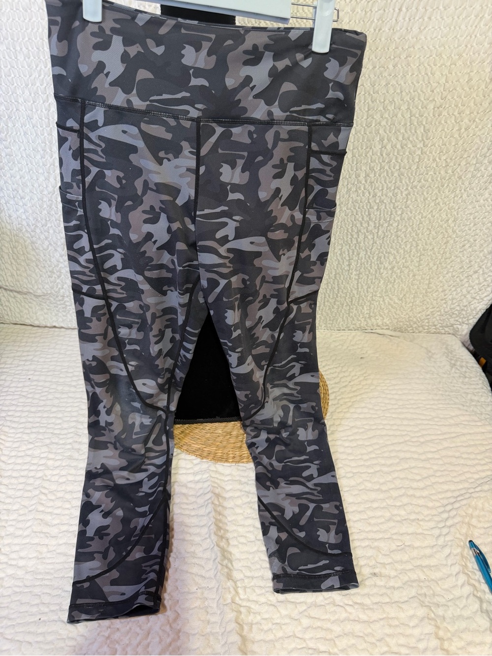 ZYIA women’s Gray Camo Performance Leggings